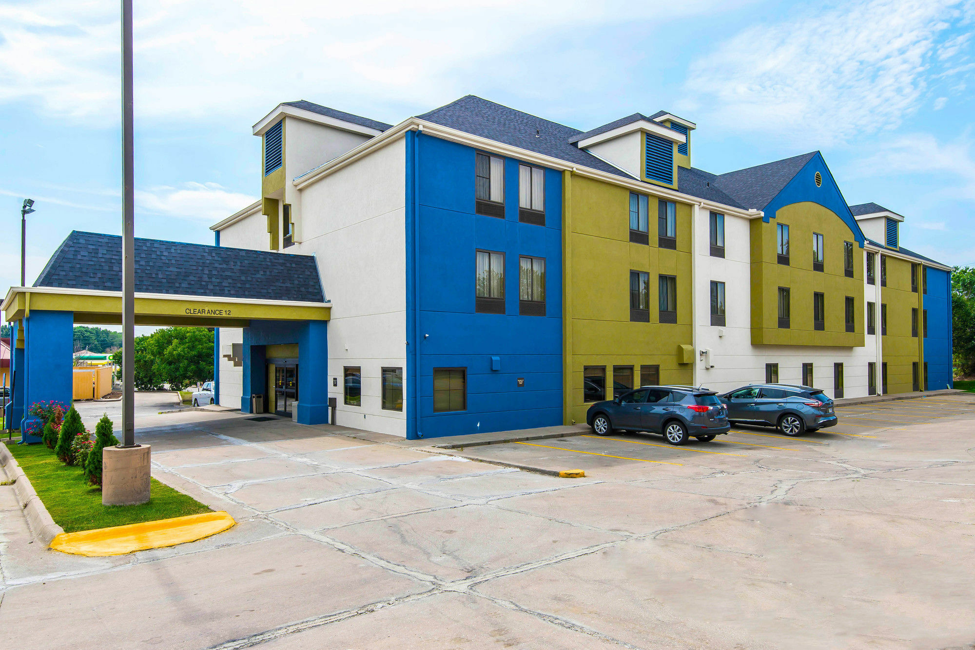 Surestay Plus Hotel By Best Western Blue Springs Esterno foto